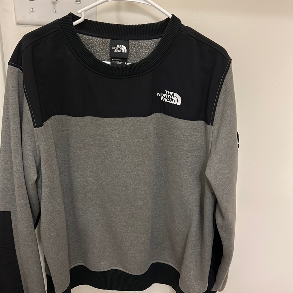 north face crewneck